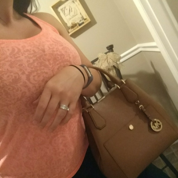 Michael Kors Satchel Purse - Picture 6 of 8